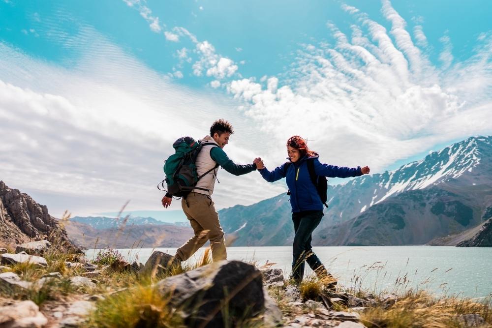Peak - The Mental Health Benefits of Helping Others